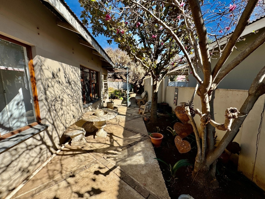 4 Bedroom Property for Sale in Potchefstroom North West